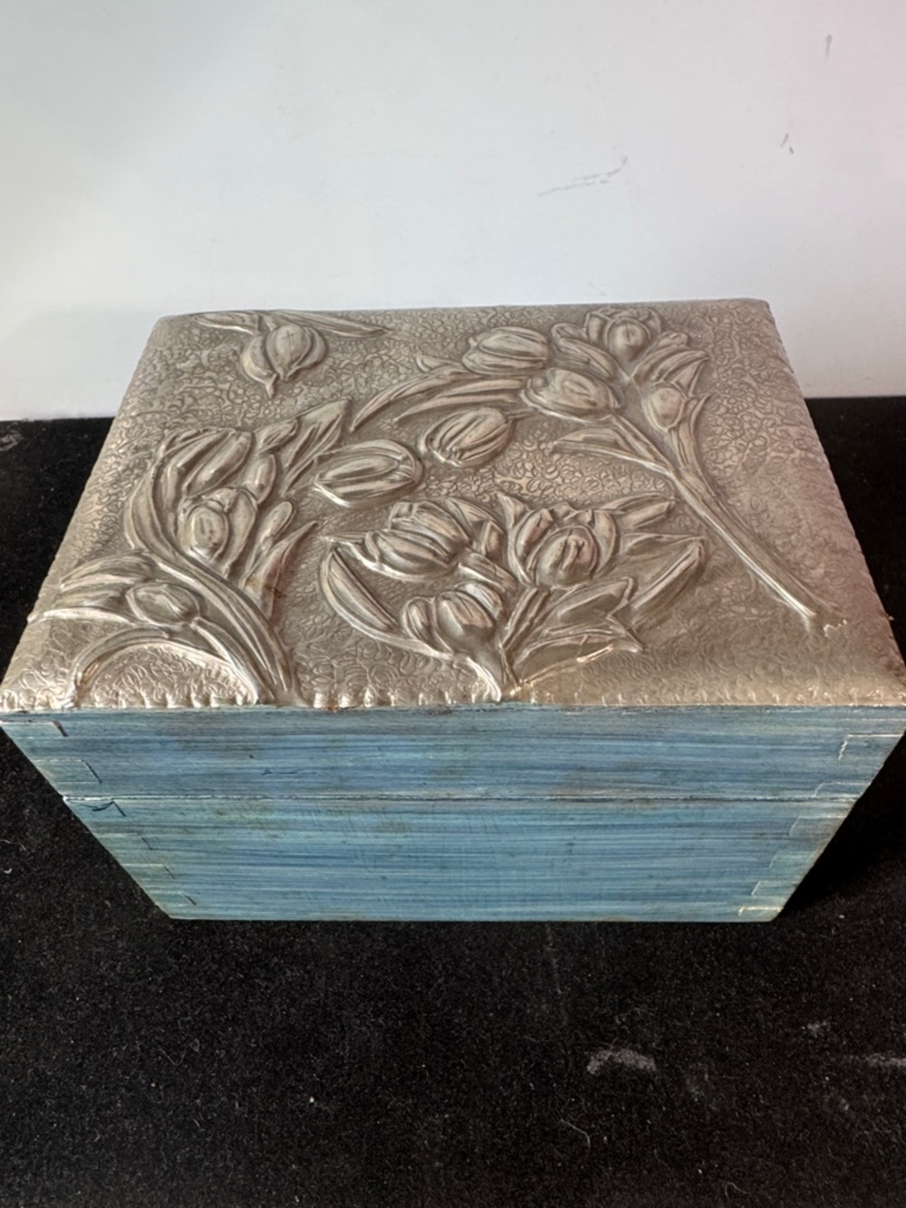 Vintage Decorative Embossed Floral Metal-Top Trinket Box in Blue and Silver.